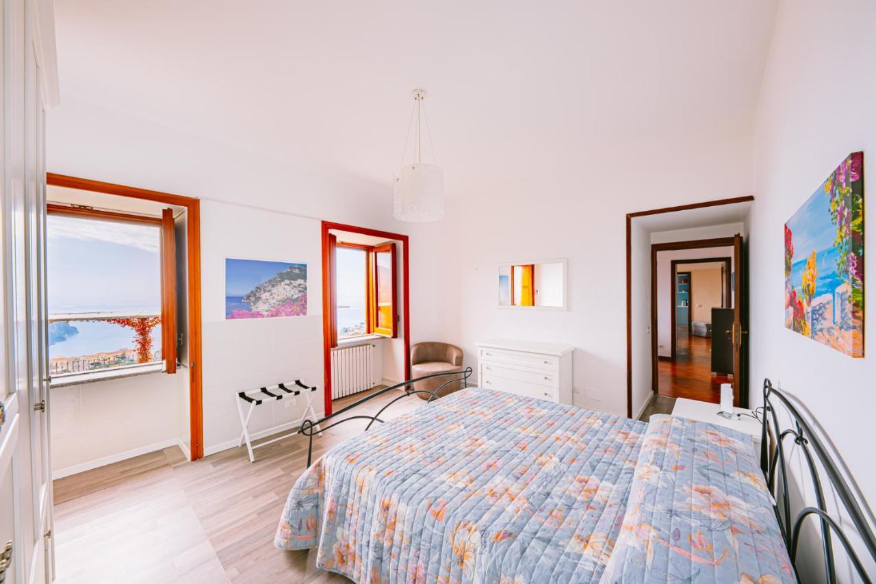 Appartamento Anna In Villa Laura Скала Екстер'єр фото